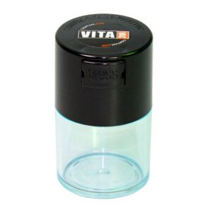 Bote hermético Tightvac transparente 0,06 L con cierre al vacío para conservar hierbas y alimentos secos.