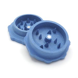 Grinder de plástico eco 54 mm azul de 2 piezas abierto.